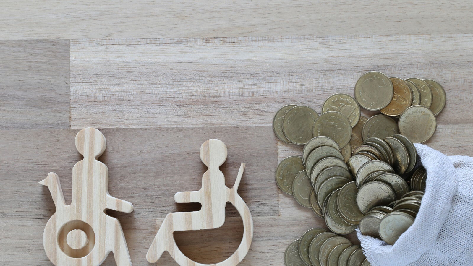 Los pensionistas con incapacidad permanente podrán optar también al subsidio para mayores de 52 años