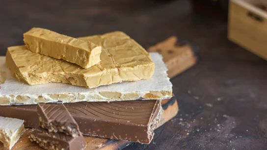 Turrón duro, blando y de chocolate Turrón duro, blando y de chocolate