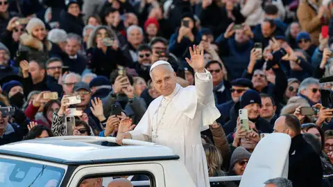 El papa León XIV en el Vaticano El papa León XIV en el Vaticano