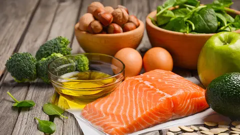 Huevos, pescado, fruta y verdura Huevos, pescado, fruta y verdura