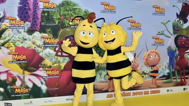 Correos emite un sello que conmemora el 50 aniversario La Abeja Maya Correos emite un sello que conmemora el 50 aniversario La Abeja Maya