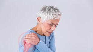 Mujer con dolor cr&oacute;nico