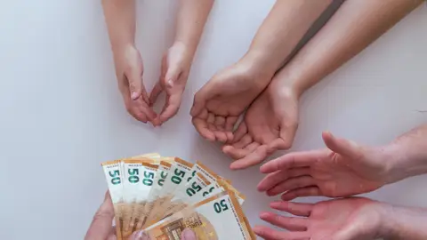 Donaciones de padres a hijos Donaciones de padres a hijos