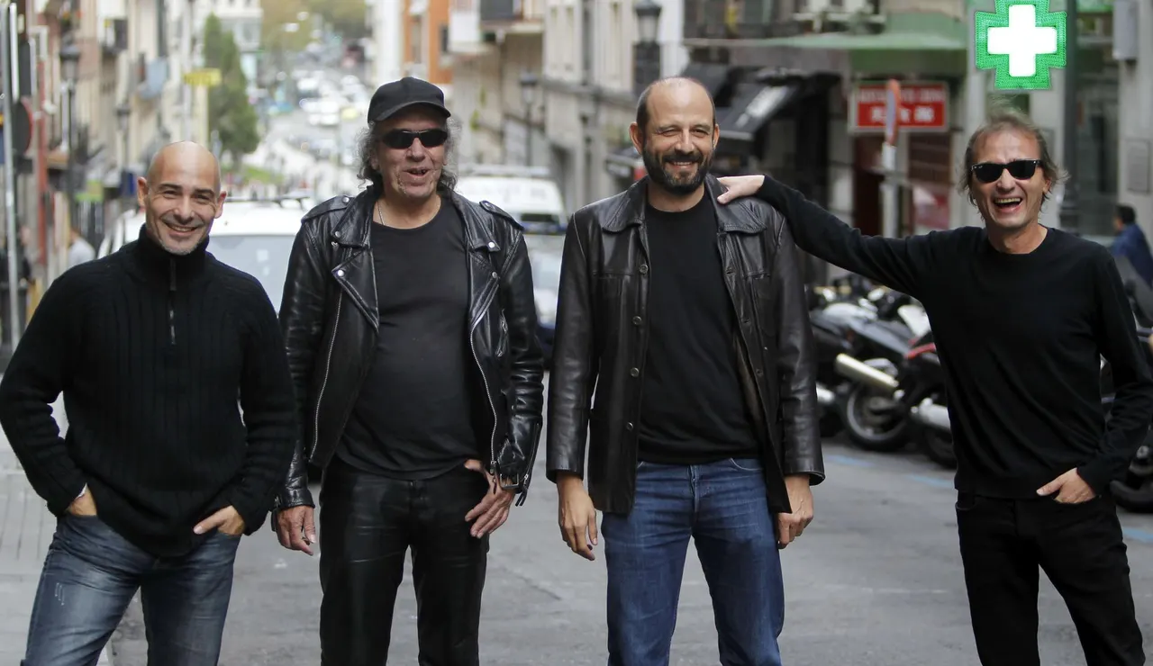 Los integrantes de Los Enemigos