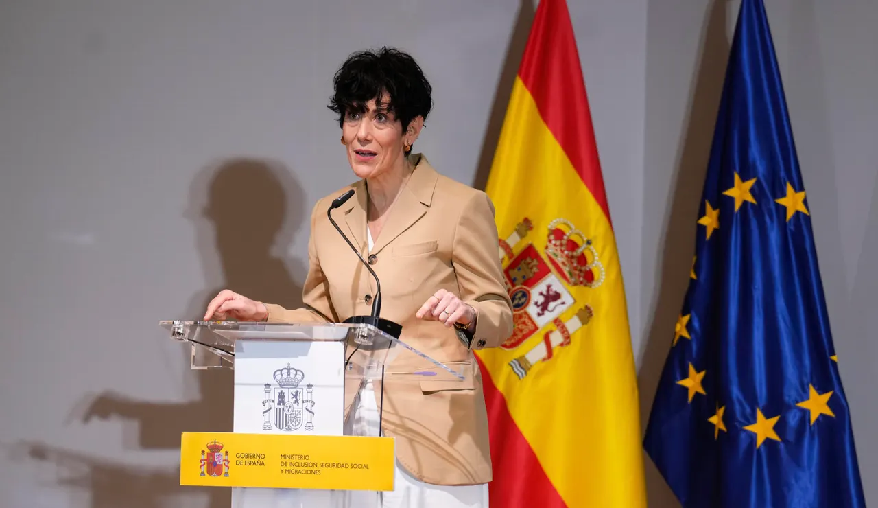 La ministra de Inclusión, Seguridad Social y Migraciones y portavoz del Gobierno, Elma Saiz