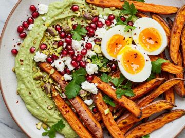El aguacate, un gran aliado para sentirse ligero y con energ&iacute;a este verano