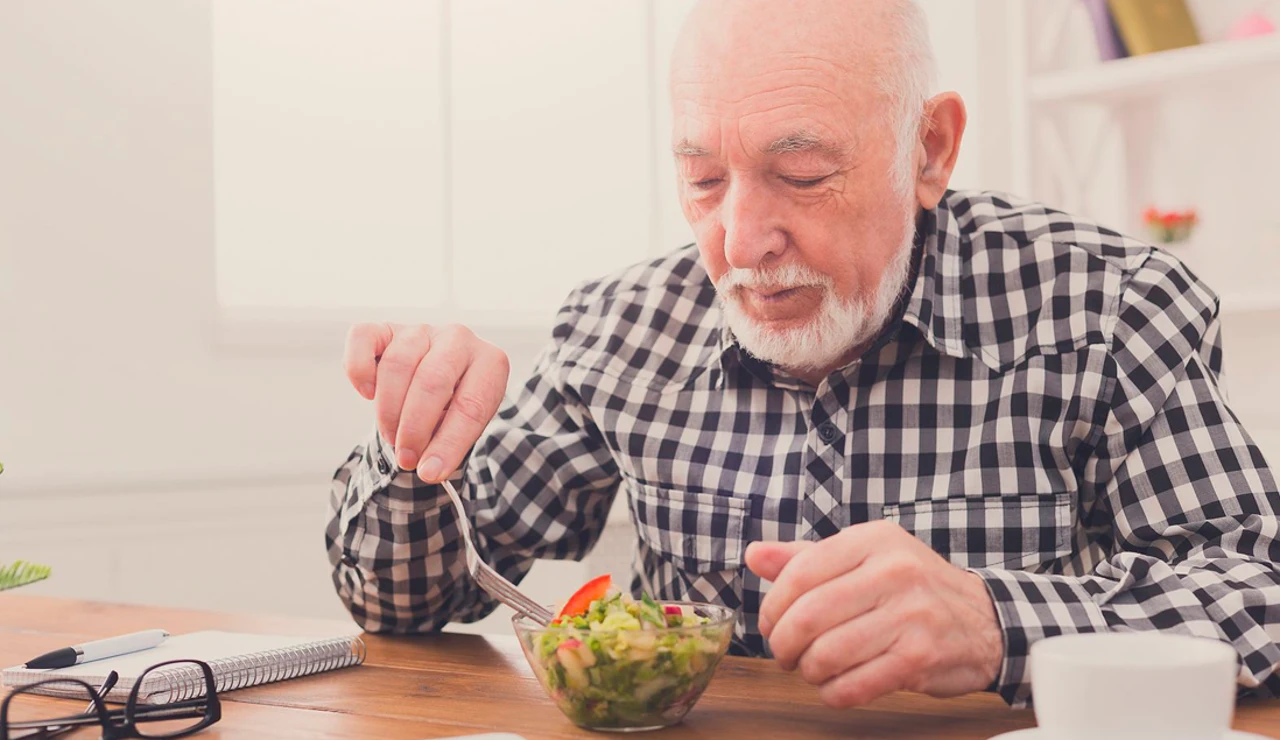Así es la dieta de la longevidad: alarga la vida saludable y reduce la grasa y la fragilidad