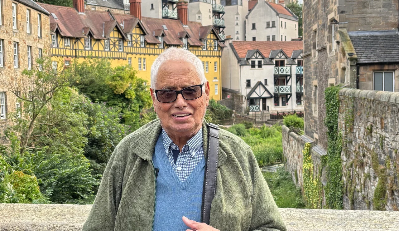 Los sueños no caducan: Juanjo cumple a los 81 años su deseo de conocer Edimburgo