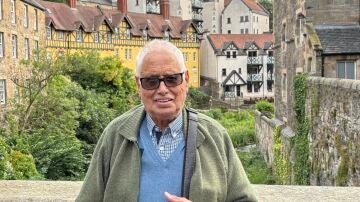 Los sue&ntilde;os no caducan: Juanjo cumple a los 81 a&ntilde;os su deseo de conocer Edimburgo