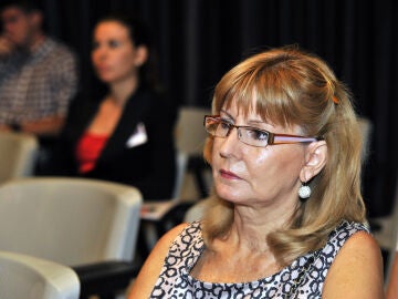Julia Ibars, la primera mujer que se divorci&oacute; en Espa&ntilde;a, acude a la primera Feria del Divorcio desarrollada en Las Palmas de Gran Canaria en 2011. 