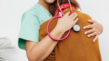 Cuidadores de enfermos cr&oacute;nicos: necesitan apoyo psicol&oacute;gico pero rara vez llegan a pedirlo