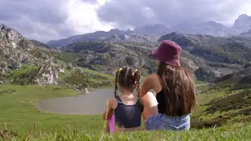 Siete escapadas familiares para descubrir España entre bosques, animales, historia y dinosaurios Siete escapadas familiares para descubrir España entre bosques, animales, historia y dinosaurios