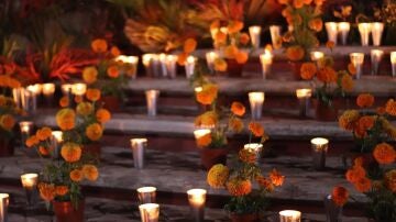 El altar de muertos dedicado a Agust&iacute;n Lara en Madrid se visita gratis hasta el 8 de noviembre