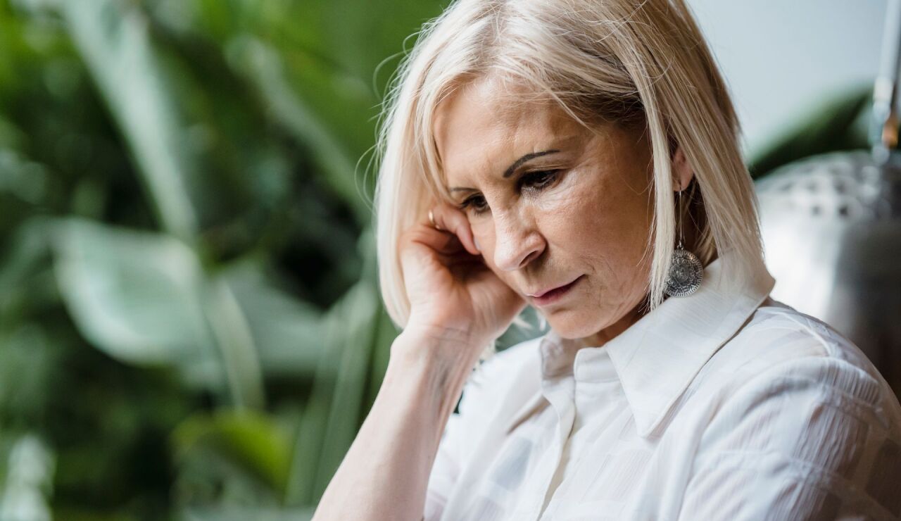 Interrumpir la terapia hormonal de la menopausia puede devolver los s&iacute;ntomas en d&iacute;as o semanas