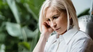 Interrumpir la terapia hormonal de la menopausia puede devolver los síntomas en días o semanas Interrumpir la terapia hormonal de la menopausia puede devolver los síntomas en días o semanas